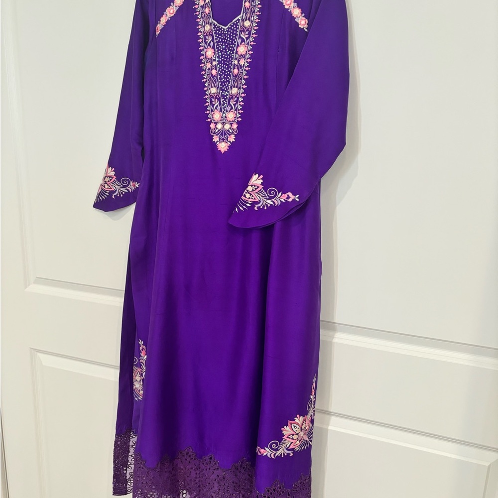 Shazia Rauf Khan - Picture 5 of 6
